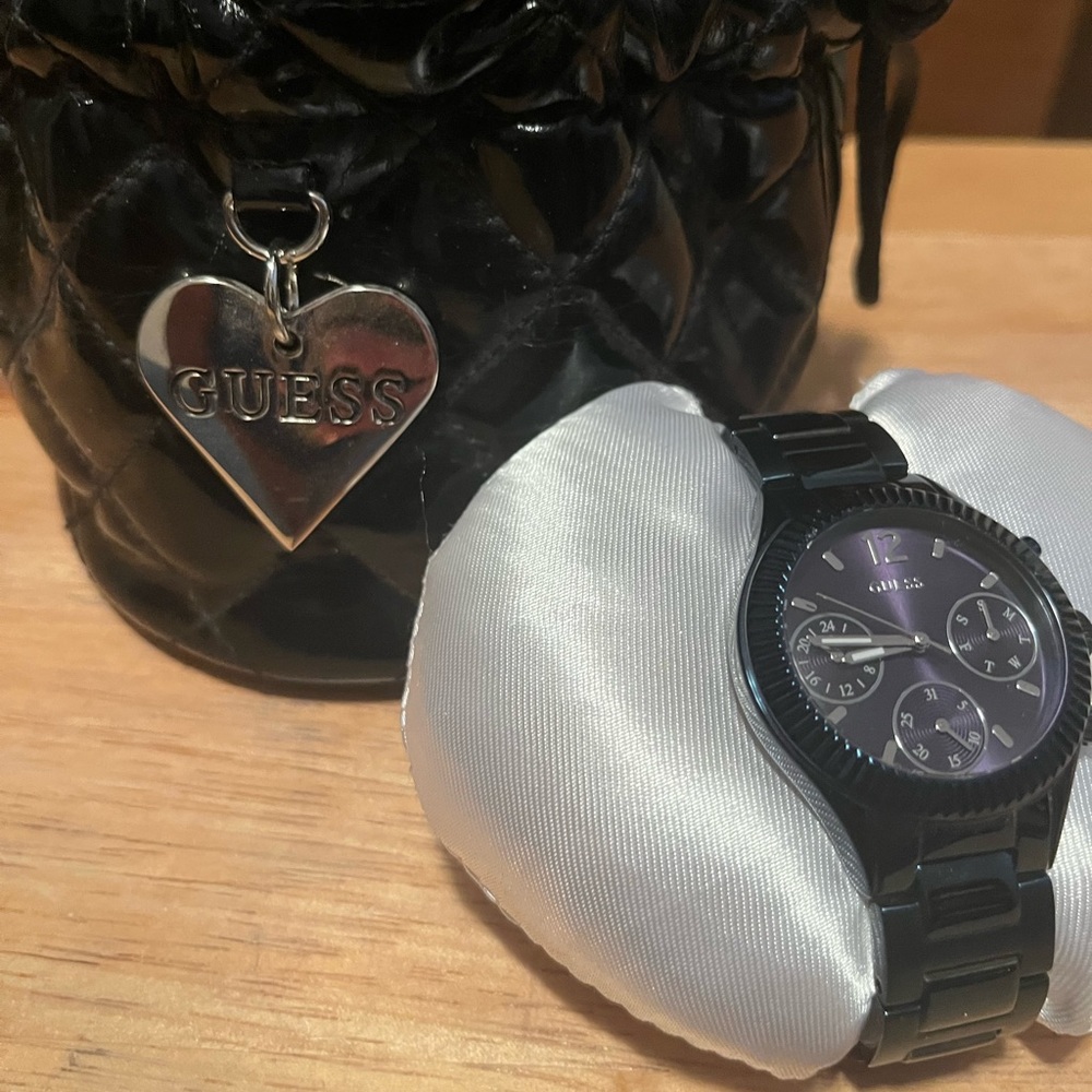Guess Watch
